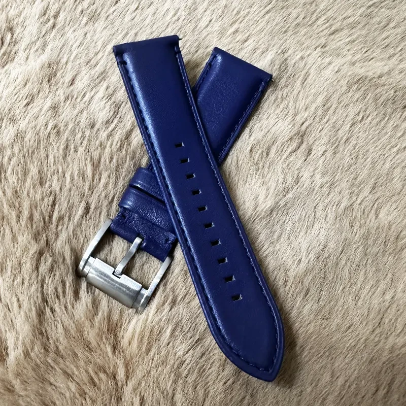 Fossil 24mm Deep Blue Leather Strap – Classic & Elegant Watch Band